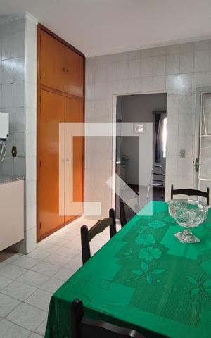 Casa à venda com 280m², 5 quartos e 5 vagas Casa à venda com 280m², 5 quartos e 5 vagasSala de Jantar