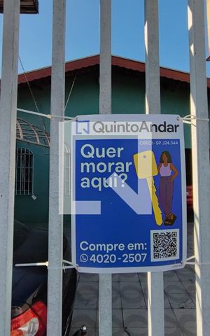 Casa à venda com 280m², 5 quartos e 5 vagas Casa à venda com 280m², 5 quartos e 5 vagasPLACA INSTALADA NA FACHADA