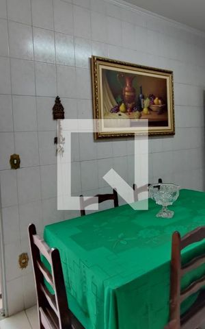 Casa à venda com 280m², 5 quartos e 5 vagas Casa à venda com 280m², 5 quartos e 5 vagasSala de Jantar