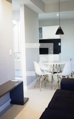 Apartamento para alugar com 36m², 1 quarto e 1 vagaSala