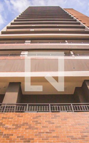 Studio para alugar com 27m², 1 quarto e sem vaga Studio para alugar com 27m², 1 quarto e sem vagaFachada
