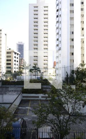 Apartamento para alugar com 47m², 1 quarto e 1 vagaVista