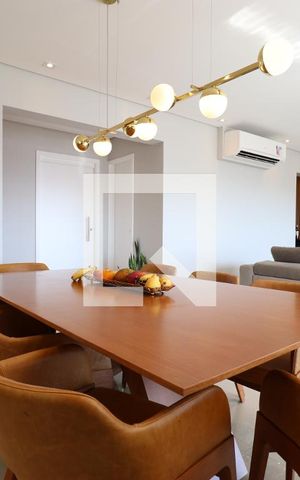 Apartamento à venda com 145m², 4 quartos e 3 vagasSala de Jantar