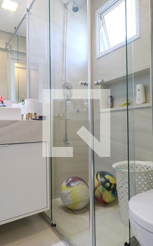 Apartamento à venda com 145m², 4 quartos e 3 vagasBanheiro da Suíte 2