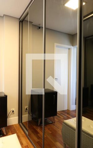 Apartamento à venda com 145m², 4 quartos e 3 vagasCloset