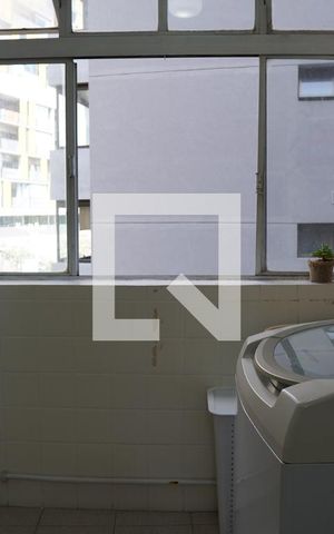 Apartamento à venda com 65m², 2 quartos e 1 vagaÁrea de Serviço