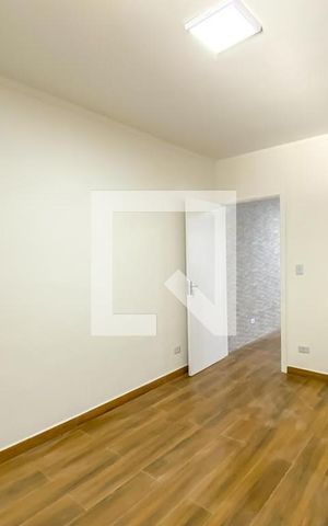 Casa para alugar com 90m², 2 quartos e 2 vagas Casa para alugar com 90m², 2 quartos e 2 vagasQuarto 1
