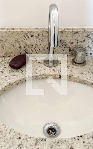 Apartamento à venda com 68m², 1 quarto e 1 vaga Apartamento à venda com 68m², 1 quarto e 1 vagaLavabo