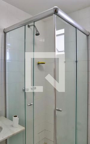 Apartamento para alugar com 70m², 3 quartos e 2 vagasBanheiro Social