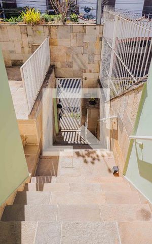 Casa à venda com 222m², 3 quartos e 4 vagasEntrada