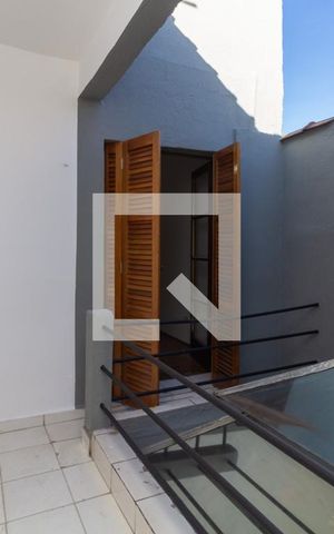 Casa à venda com 200m², 2 quartos e sem vaga Casa à venda com 200m², 2 quartos e sem vagaQuintal