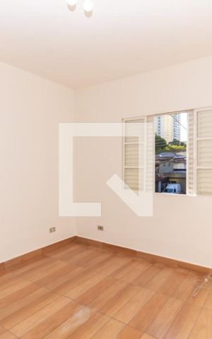 Casa à venda com 200m², 2 quartos e sem vaga Casa à venda com 200m², 2 quartos e sem vagaQuarto 2