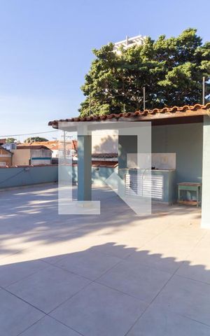 Casa à venda com 200m², 2 quartos e sem vaga Casa à venda com 200m², 2 quartos e sem vagaQuintal