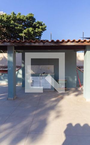 Casa à venda com 200m², 2 quartos e sem vaga Casa à venda com 200m², 2 quartos e sem vagaQuintal