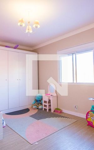 Casa à venda com 194m², 3 quartos e 2 vagas Casa à venda com 194m², 3 quartos e 2 vagasQuarto 3