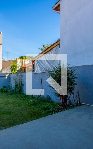 Casa à venda com 194m², 3 quartos e 2 vagas Casa à venda com 194m², 3 quartos e 2 vagasJardim