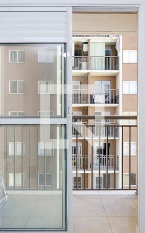 Apartamento à venda com 28m², 1 quarto e sem vaga Apartamento à venda com 28m², 1 quarto e sem vagaSala