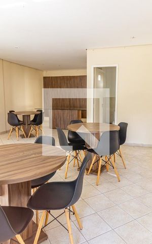 Apartamento à venda com 76m², 3 quartos e 2 vagas Apartamento à venda com 76m², 3 quartos e 2 vagasÁrea comum - Salão de festas
