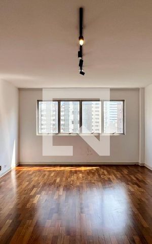 Apartamento para alugar com 120m², 3 quartos e 1 vaga Apartamento para alugar com 120m², 3 quartos e 1 vagaSala