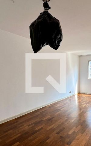 Apartamento para alugar com 120m², 3 quartos e 1 vaga Apartamento para alugar com 120m², 3 quartos e 1 vagaSala