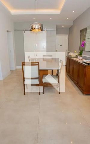 Apartamento à venda com 130m², 3 quartos e 1 vaga