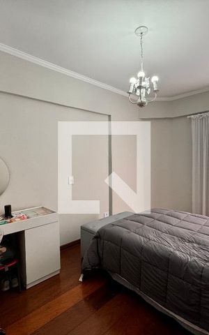 Apartamento à venda com 149m², 3 quartos e 3 vagas Apartamento à venda com 149m², 3 quartos e 3 vagasSuíte 2