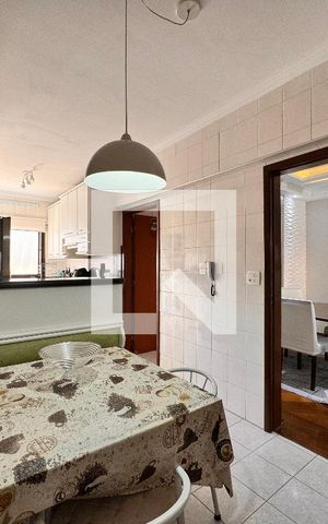Apartamento à venda com 149m², 3 quartos e 3 vagas Apartamento à venda com 149m², 3 quartos e 3 vagasCozinha