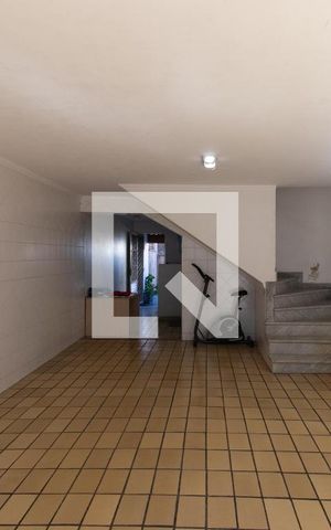Casa à venda com 190m², 4 quartos e 3 vagas Casa à venda com 190m², 4 quartos e 3 vagasGaragem
