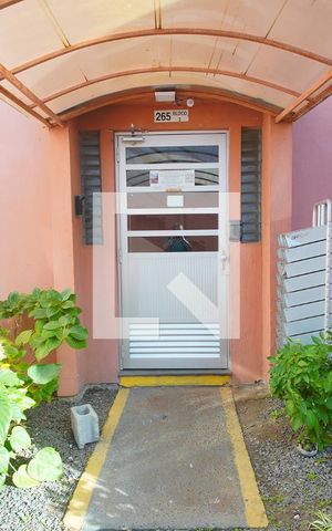 Apartamento para alugar com 40m², 2 quartos e 2 vagasEntrada do Prédio