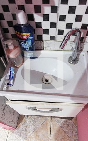 Apartamento à venda com 52m², 2 quartos e 1 vagaBanheiro Social