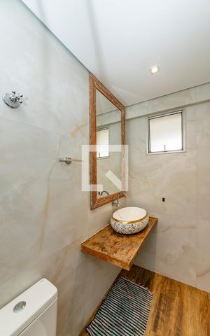 Apartamento à venda com 440m², 4 quartos e 3 vagas Apartamento à venda com 440m², 4 quartos e 3 vagasBanheiro Social 2