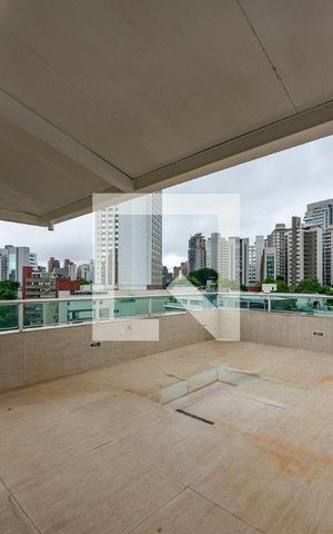 Apartamento à venda com 440m², 4 quartos e 3 vagas Apartamento à venda com 440m², 4 quartos e 3 vagasVaranda