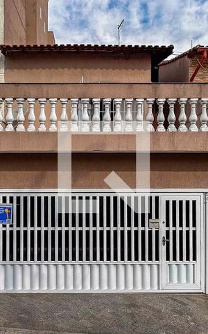 Casa à venda com 125m², 3 quartos e 2 vagasFachada