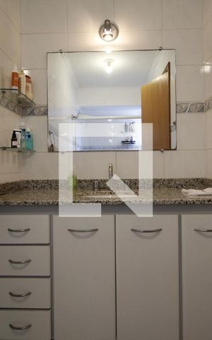 Apartamento à venda com 113m², 3 quartos e 2 vagasBanheiro da Suite