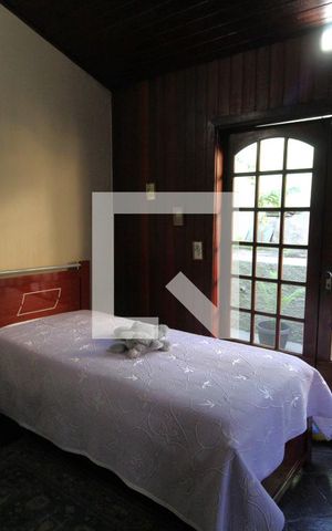 Casa de condomínio à venda com 300m², 4 quartos e 4 vagasVaranda/Quarto