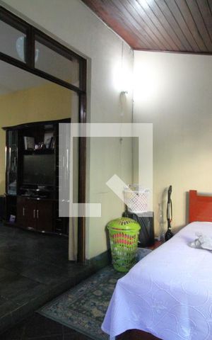 Casa de condomínio à venda com 300m², 4 quartos e 4 vagasVaranda/Quarto