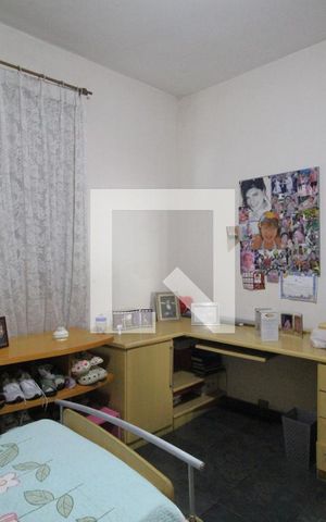 Casa de condomínio à venda com 300m², 4 quartos e 4 vagasQuarto 1