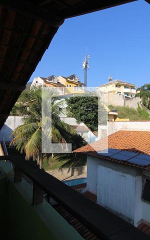Casa de condomínio à venda com 300m², 4 quartos e 4 vagasVaranda do quarto 3