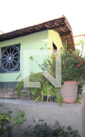 Casa de condomínio à venda com 300m², 4 quartos e 4 vagasChurrasqueira