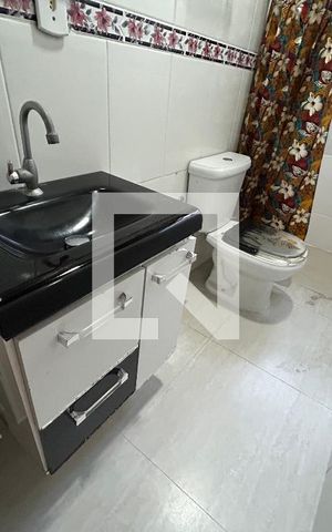 Apartamento à venda com 48m², 2 quartos e sem vagaBanheiro