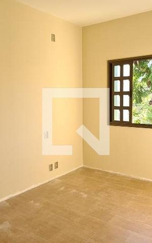 Casa à venda com 180m², 4 quartos e 2 vagas