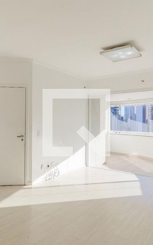 Apartamento para alugar com 138m², 4 quartos e 3 vagas Apartamento para alugar com 138m², 4 quartos e 3 vagasSala