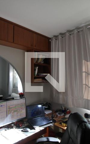Apartamento à venda com 76m², 2 quartos e 1 vagaEscritório
