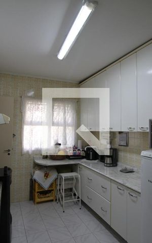 Apartamento à venda com 76m², 2 quartos e 1 vagaCozinha