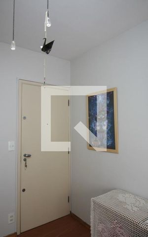 Apartamento à venda com 76m², 2 quartos e 1 vagaSala