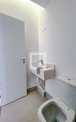 Casa de condomínio à venda com 104m², 2 quartos e 1 vagaBanheiro da Suíte 2