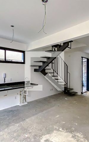 Casa de condomínio à venda com 104m², 2 quartos e 1 vagaSala/Cozinha
