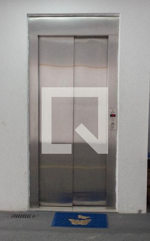 Studio à venda com 38m², 1 quarto e 1 vaga Studio à venda com 38m², 1 quarto e 1 vagaÁrea comum