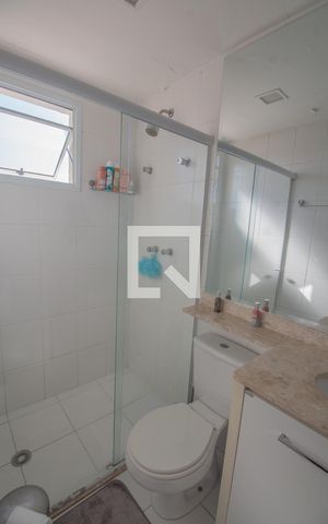Apartamento à venda com 60m², 2 quartos e 1 vaga Apartamento à venda com 60m², 2 quartos e 1 vagaBanheiro do quarto 1