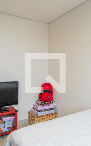 Casa de condomínio à venda com 287m², 3 quartos e 4 vagas Casa de condomínio à venda com 287m², 3 quartos e 4 vagasQuarto 1